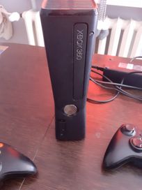 Konsola Xbox 360 + gry