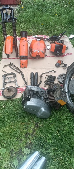 Бак 634-638 ява бардачки сидіння вилка рама мотор циліндри картера CZ