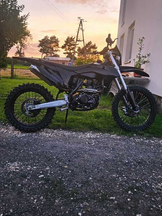 Asix 300 xb39 nowy silnik