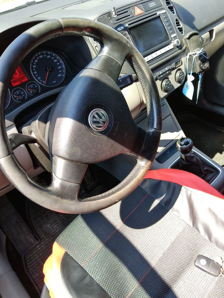 Sprzedam Volkswagen Golf 5 plusTDI  2006r