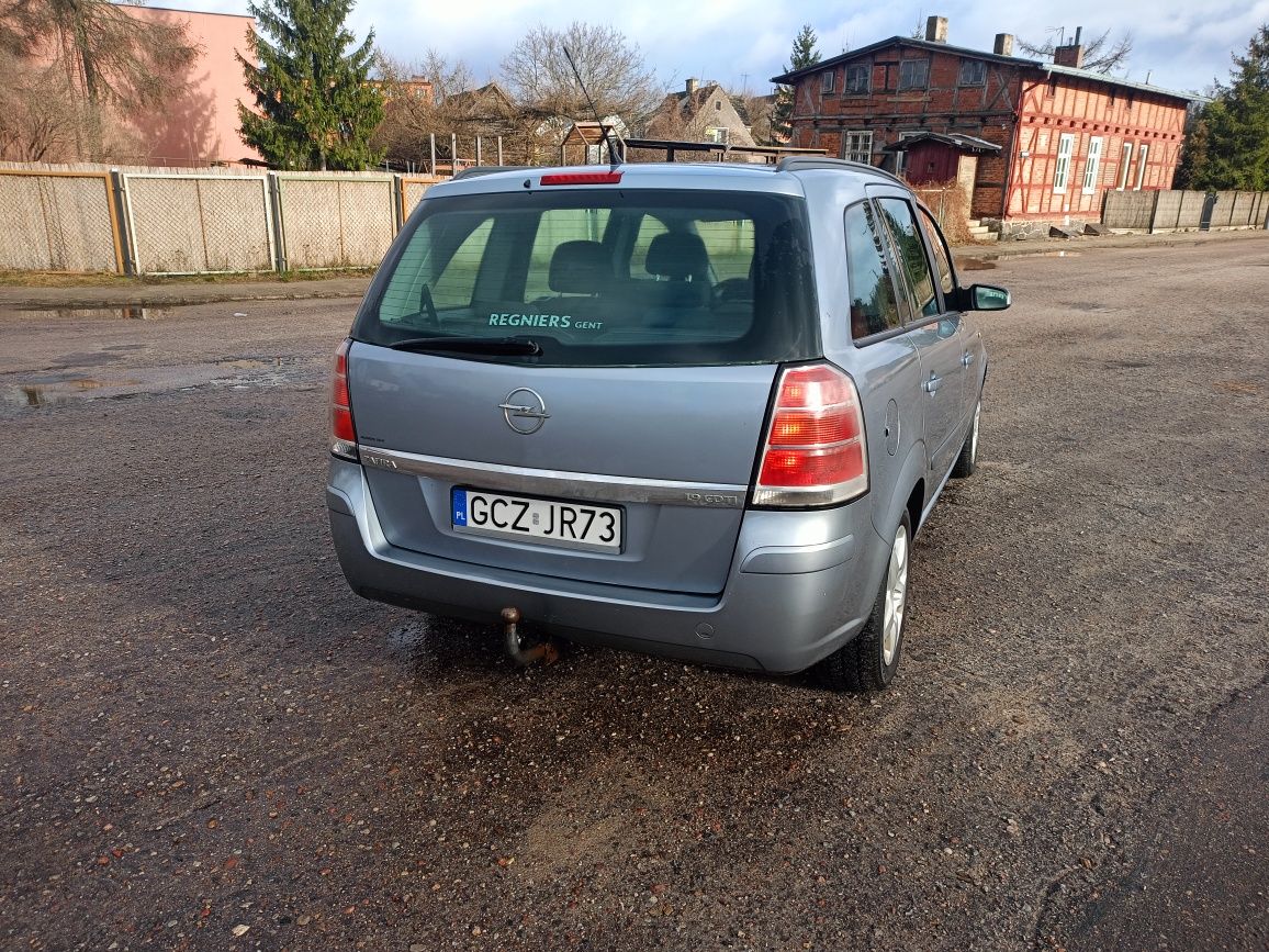 Opel Zafira 1.9 CDTI 2008 r. Ładny stan