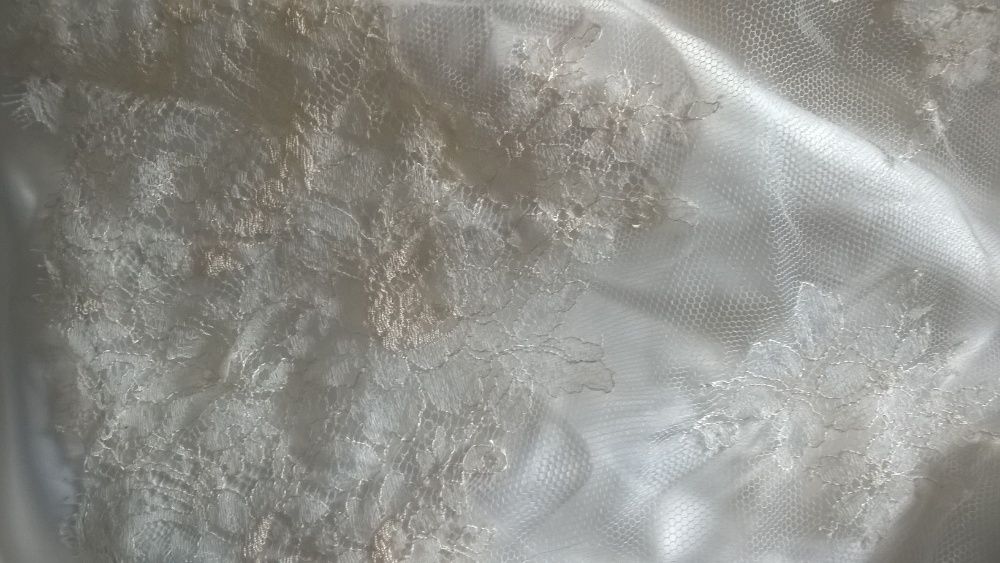 baixa de preço! vestido de noiva longo, modelo A, em renda