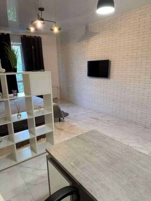 Оренда 1-к квартири в новобудові на вул. Зелена