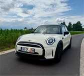 MINI Cooper Sprzedam Mini Cooper 1,5 Benzyna-2022 - Salon Polska F-RA VAT, CESJA
