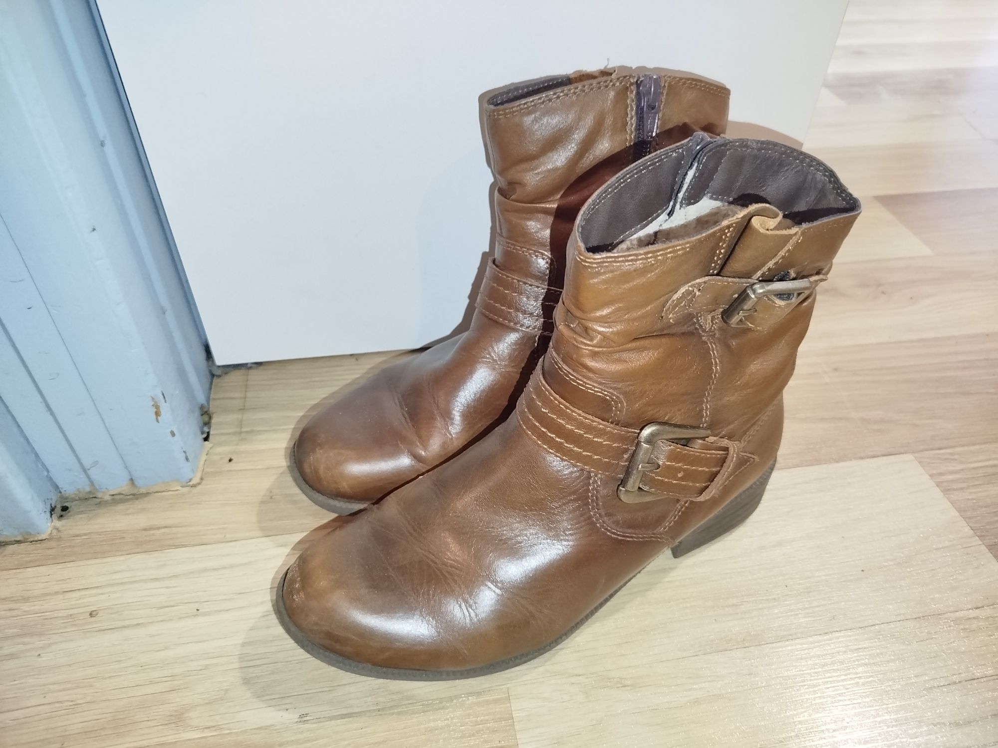 Buty z futerkiem