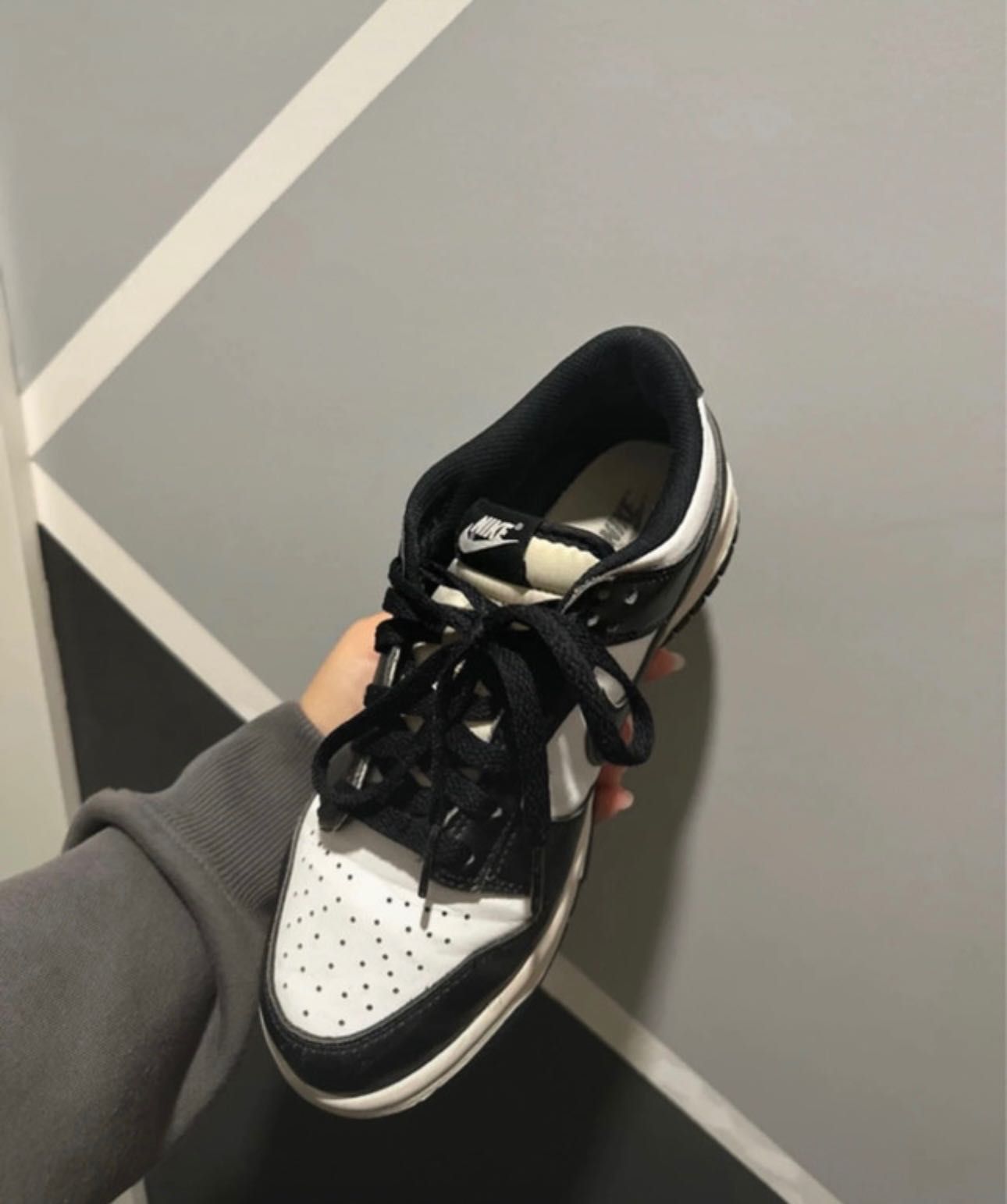 Nike dunk panda pretas e brancas