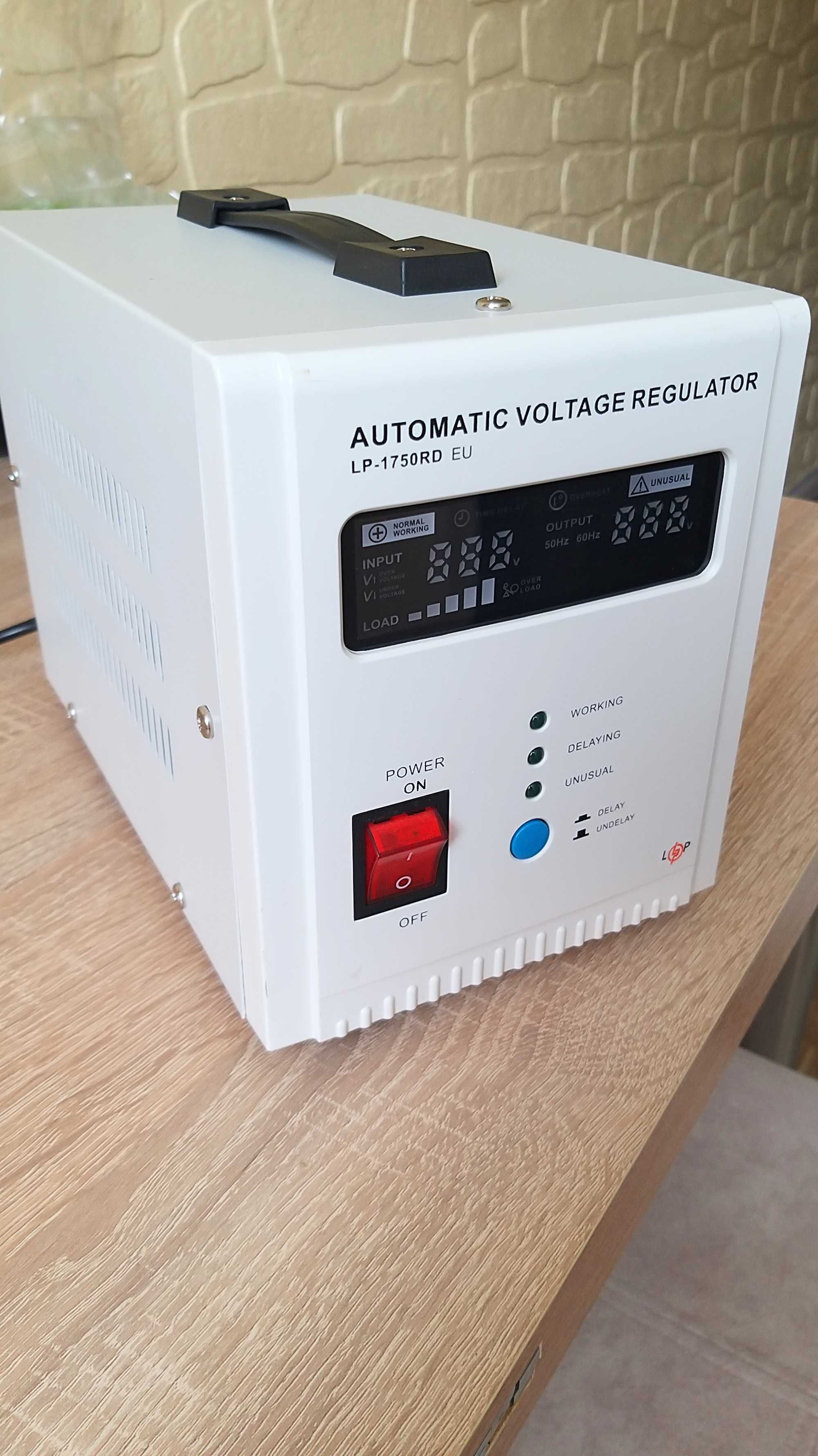 Стабілізатор напруги LogicPower LP-1750RD EU