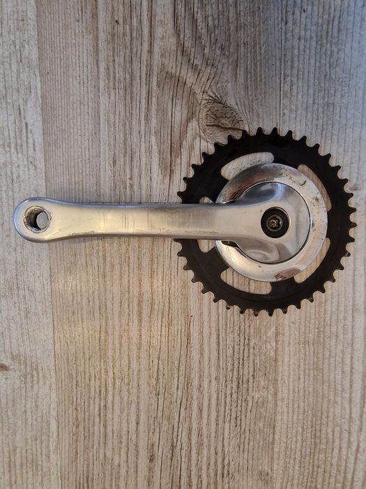 Korby rowerowe mechanizm korbowy do roweru na kwadrat