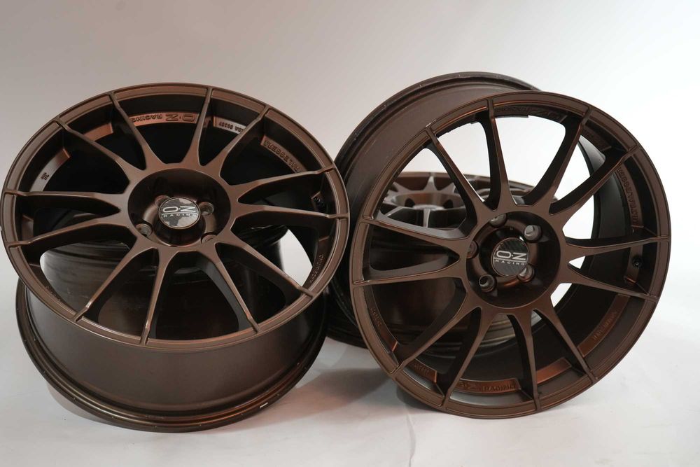 Alufelgi Felgi OZ Ultraleggera 8J ET38 R18 5x108