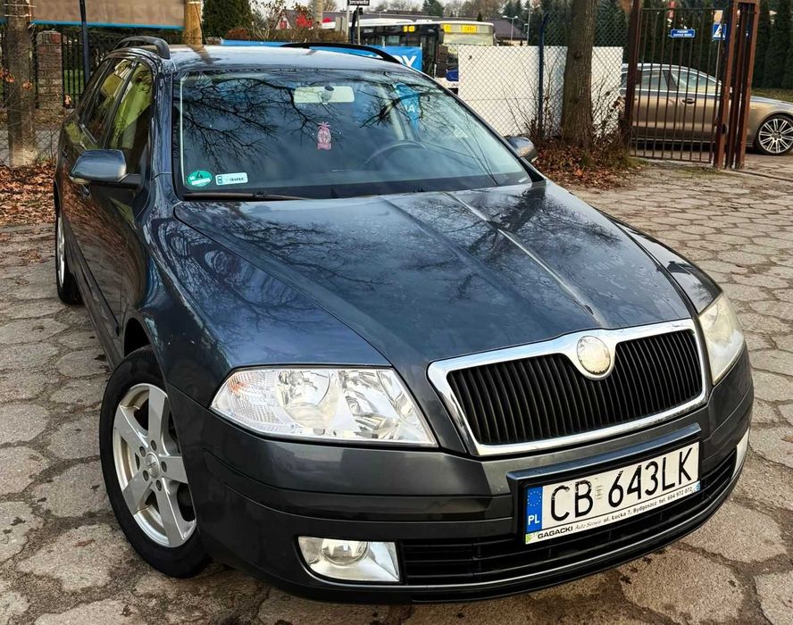 Octavia 2007 1.6 mpi BEZ RDZY bogate serwisy sprzęgło + rozrząd i inne