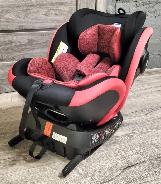 Дитяче автокрісло. Автокресло детское от 0-36кг Chicco Isofix