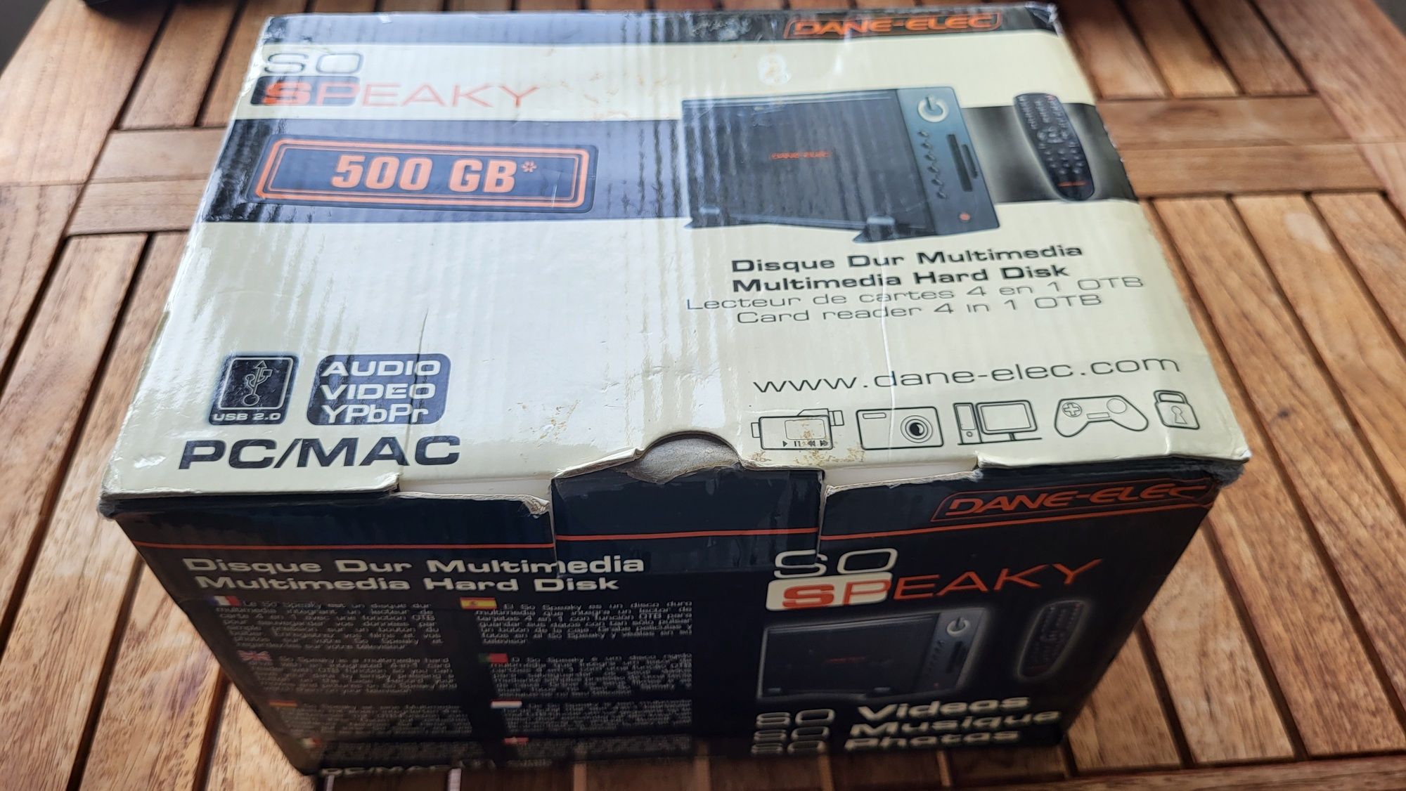 Caixa de Disco Externo de Multimédia