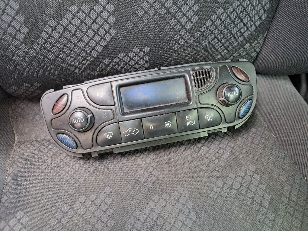 Блок управління кліматконтролем w203