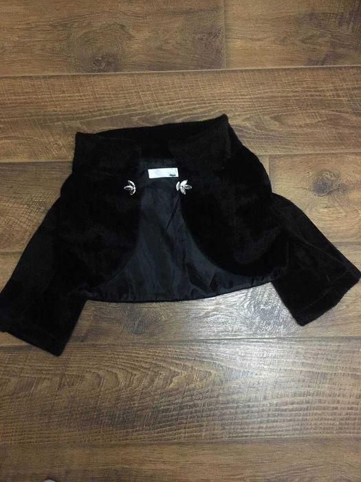 Чорне класичне болеро під штуне хутро