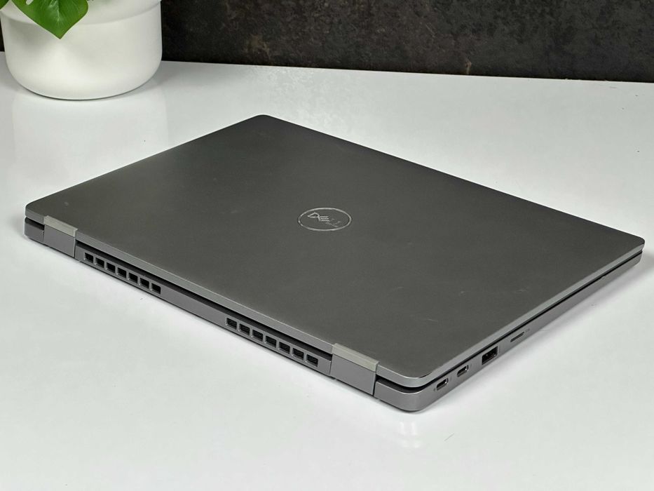 Szybkość i wygoda w jednym Dell Latitude 5320 i5-11GEN  16GB 256GB FHD