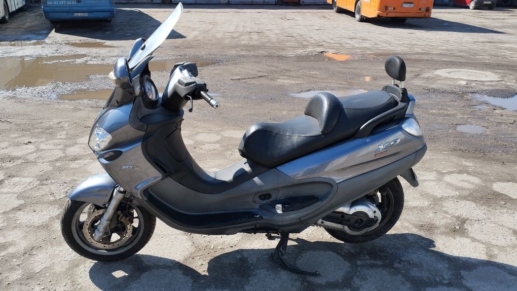 Piaggio X9 500 Evolution z 2004r