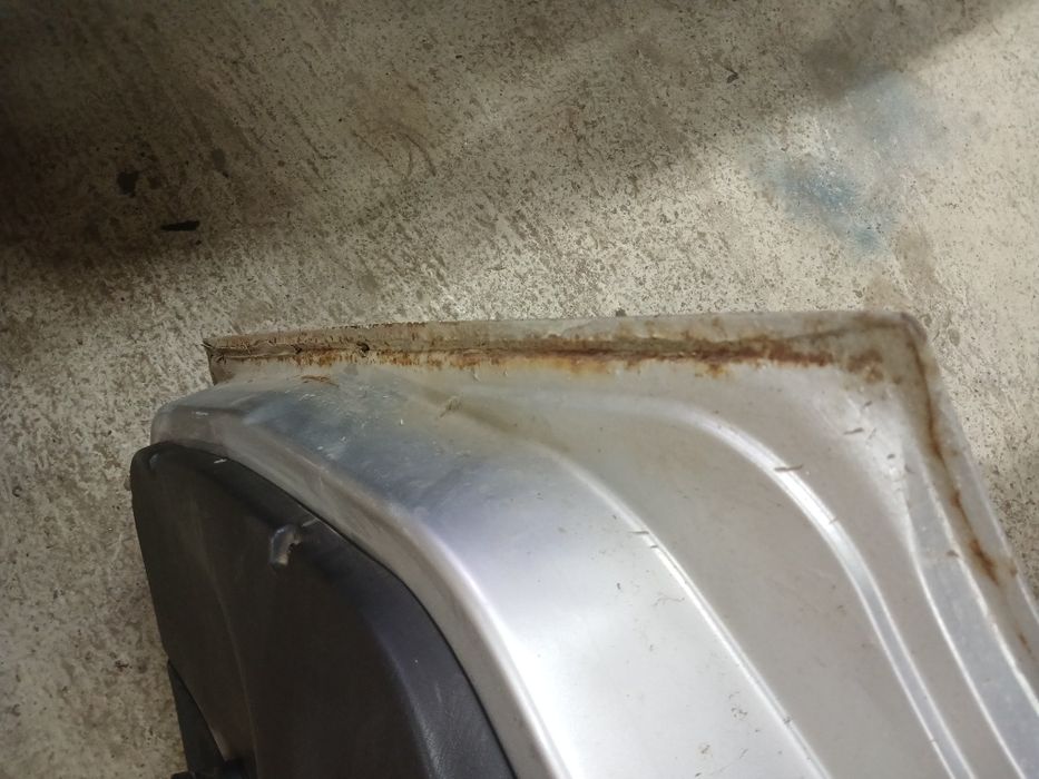 Двері форд фокус 1 - ліві