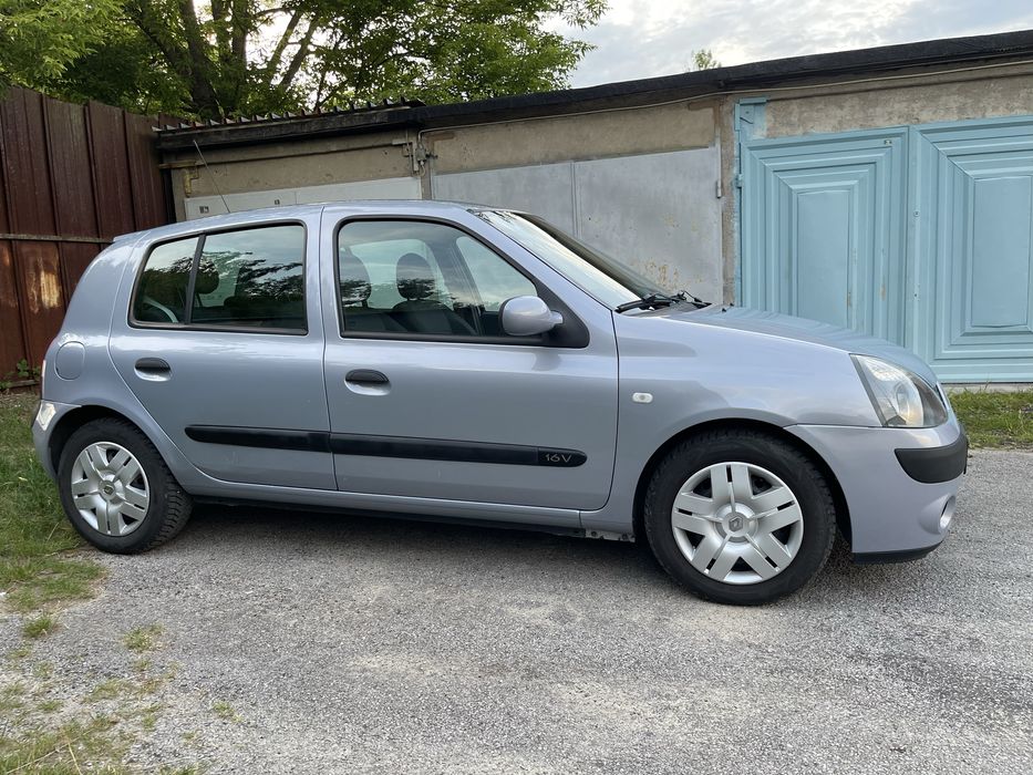 Renault Clio 1,2 16v (bardzo zadbany prywatnie !)