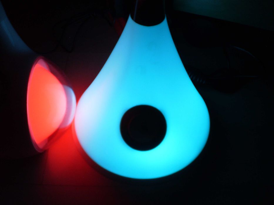 Nowoczesna lampka biurkowa z RGB w podst. BIAŁA NILSEN Magic 2w1 1szt