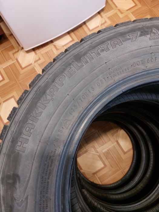 Комплект зимових шин Nokian  175/70 R13  Б/У.