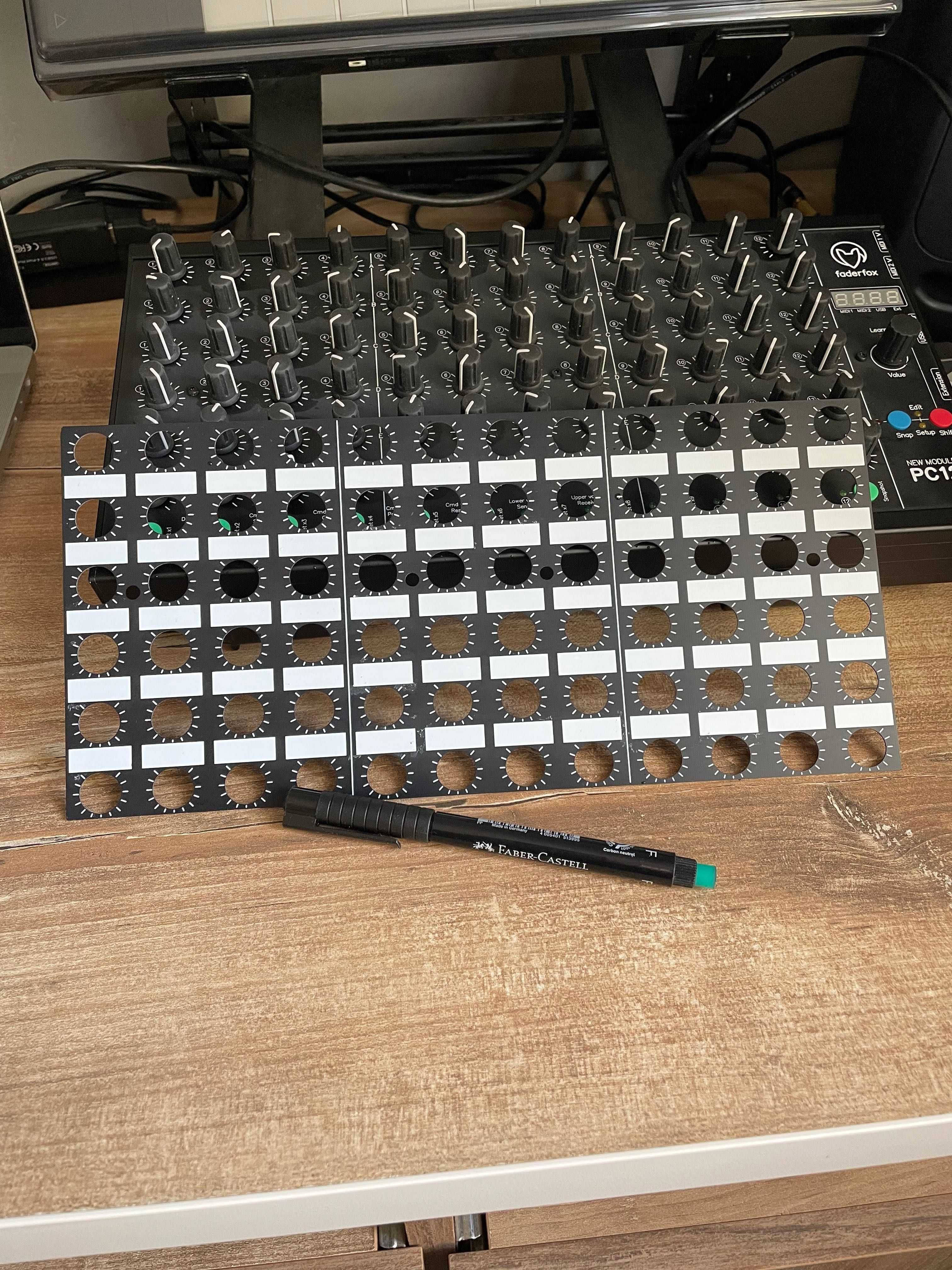 Faderfox PC12 Kontroler MIDI - 72 pokrętła + Nakładka z etykietami