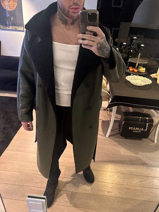 Zielony khaki oliwkowy płaszcz ocieplany kożuch kożuszek męski asos