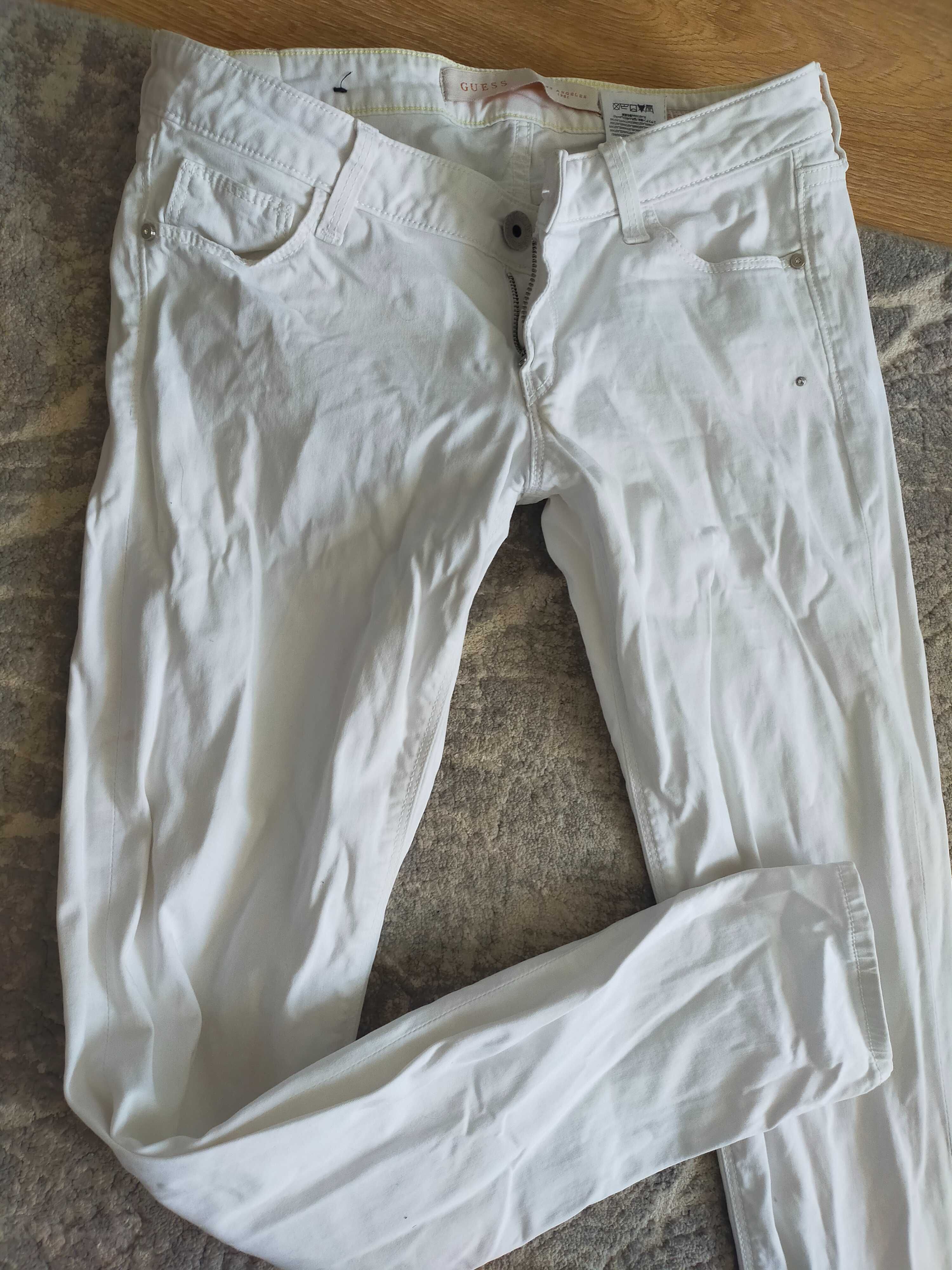 Spodnie białe Guess