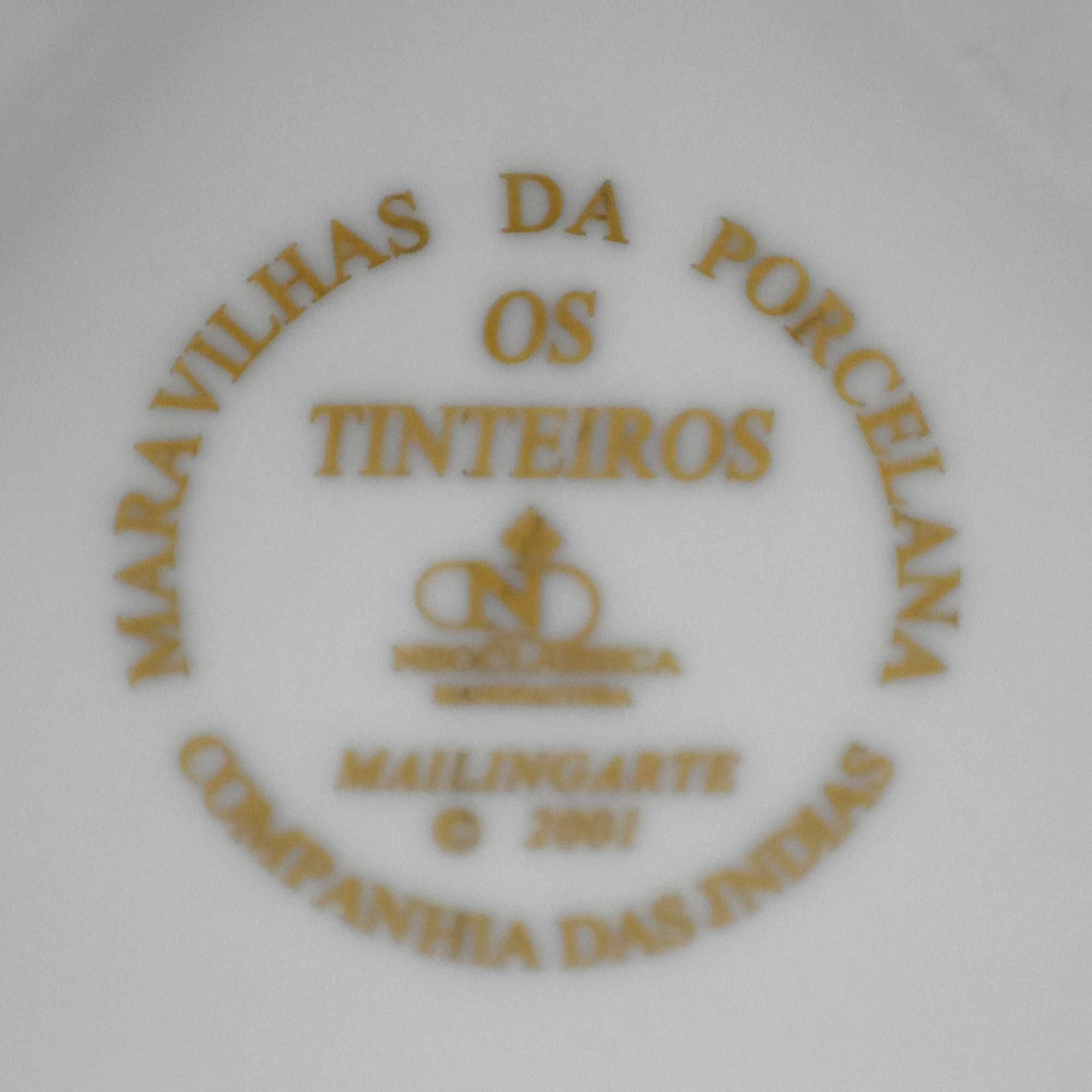 Tinteiro em porcelana ricamente decorado “Maravilhas da Porcelana"