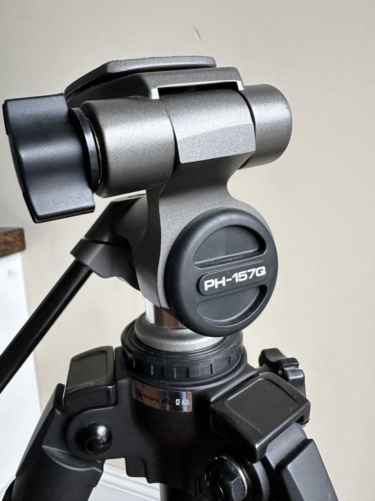 Statyw Velbon Sherpa Pro CF-635 + głowica PH-157Q