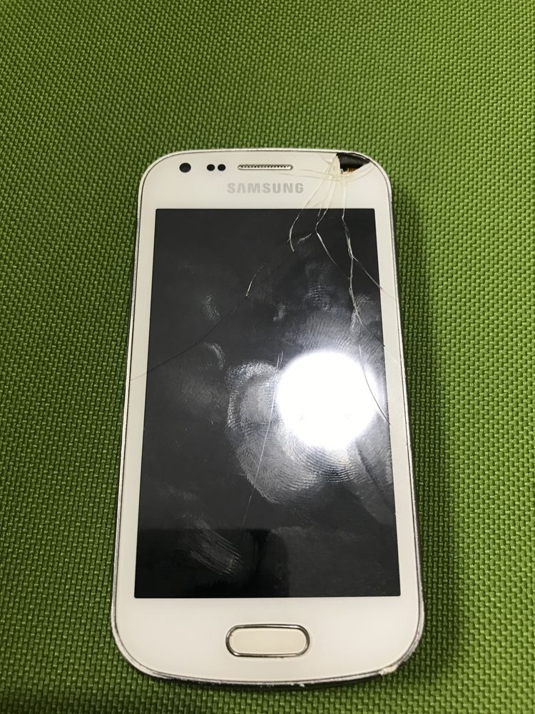 Samsung  GR-S7560