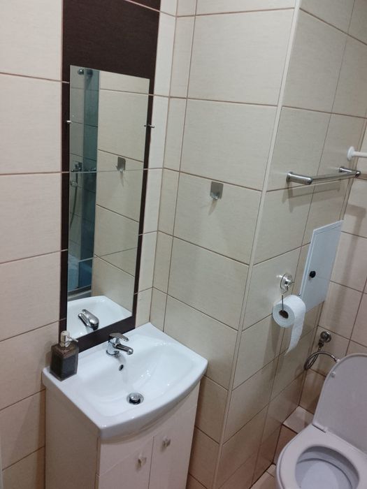 Sprzedam b. ciche mieszkanie Jaworzno ul. Szczakowska 4 czynsz 380 zł