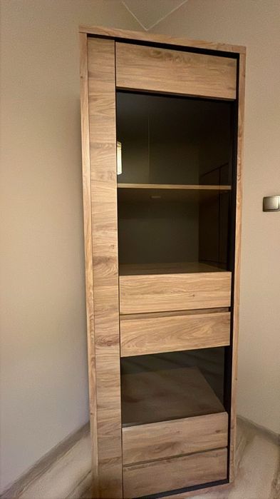 Sprzedam regał używany