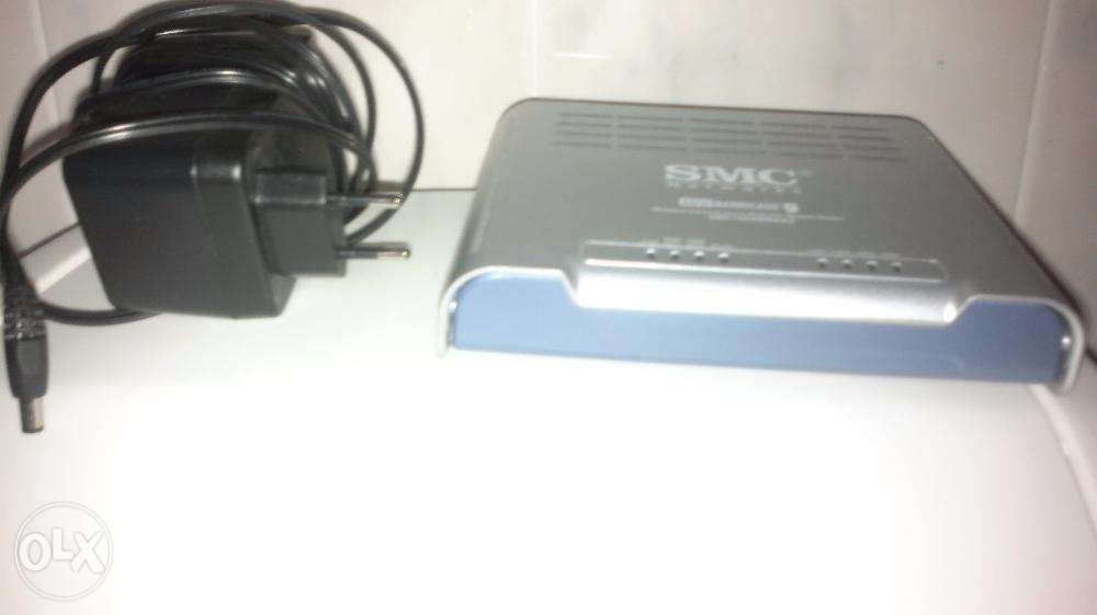 Router + Modem ADSL+2, Marca SMC 4 Portas Wireles G