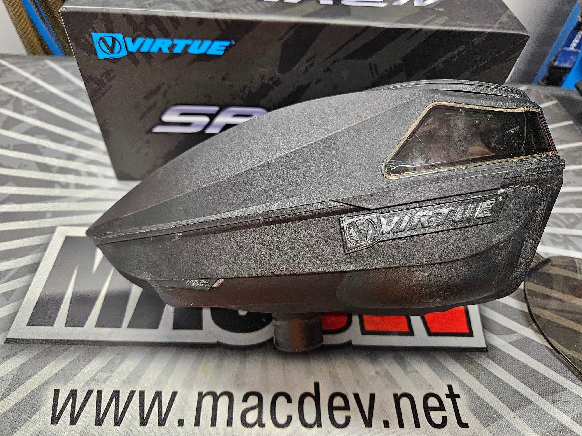 Loader Virtue Spire IV z klapką i quickfeedem - paintball