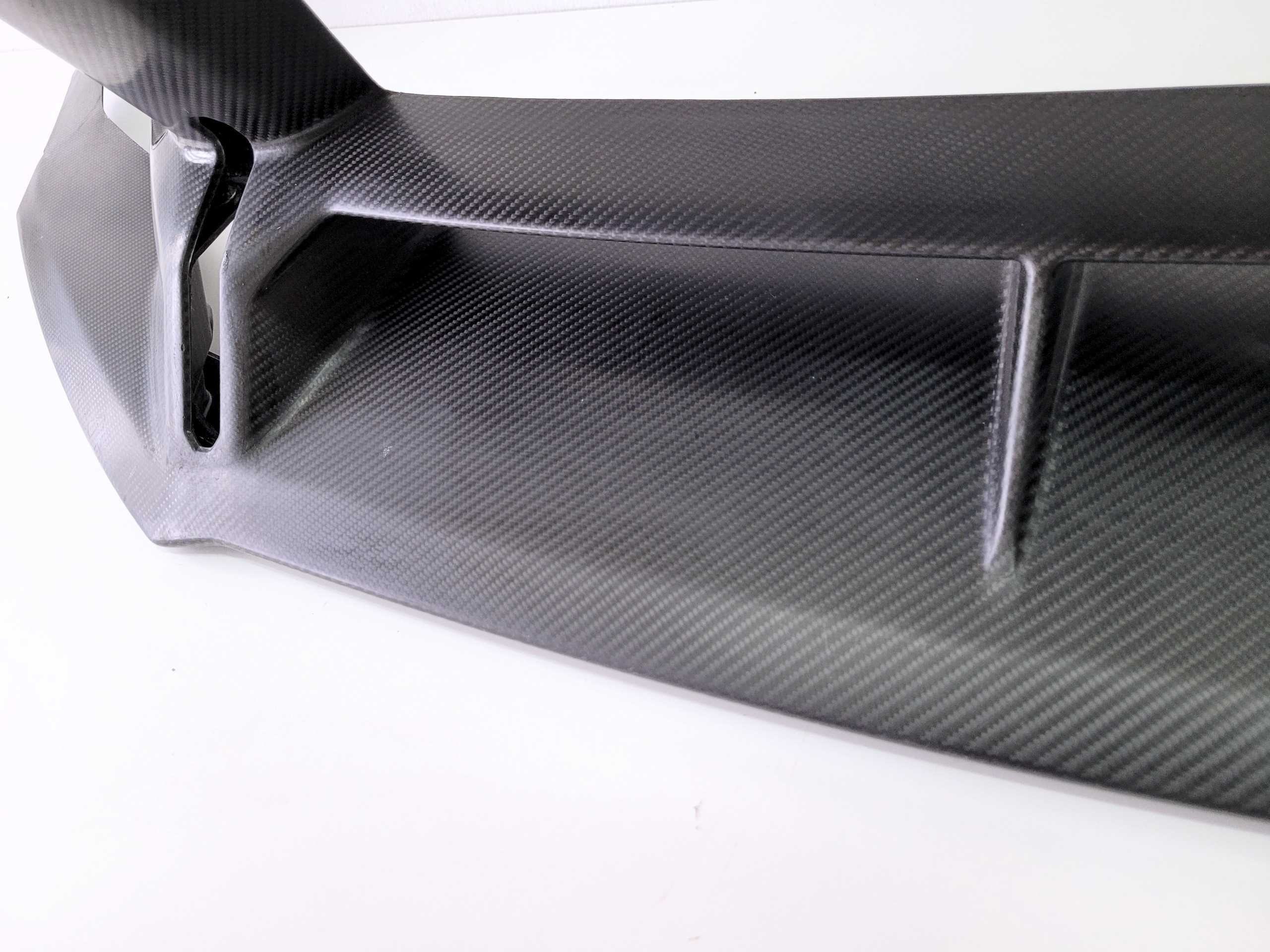 Lamborghini Huracan STO spoiler splitter dokładka zderzak przód CARBON