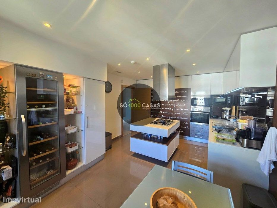 Apartamento T4 vista Lezíria - Infantado, Loures