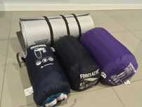 Vendo Conjunto Campismo – 3 Sacos-Cama + 3 Isolantes Térmicos
