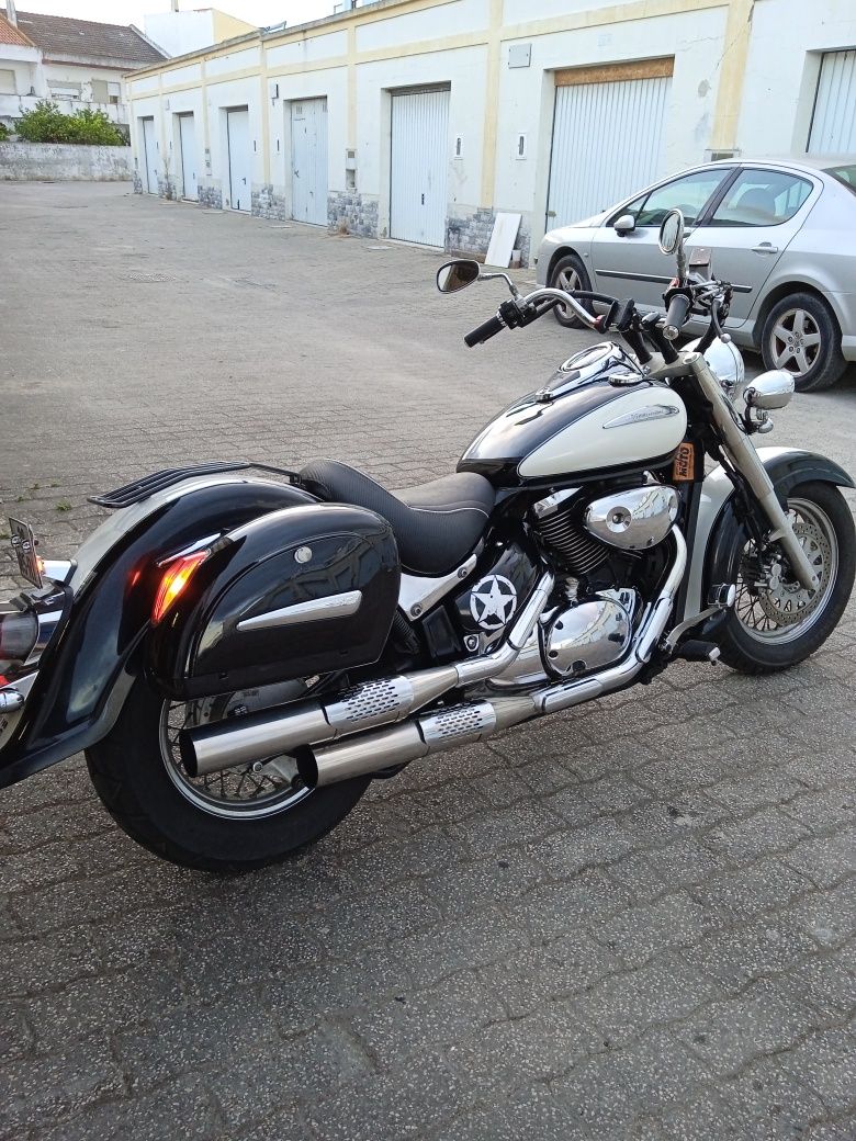 Suzuki intruder VL 800