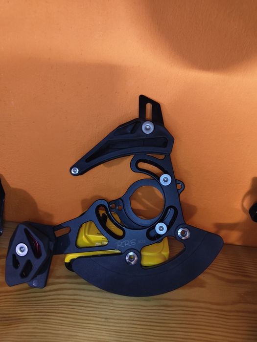 Napinacz łańcucha osłona blatu zębatki ISGC 03/05