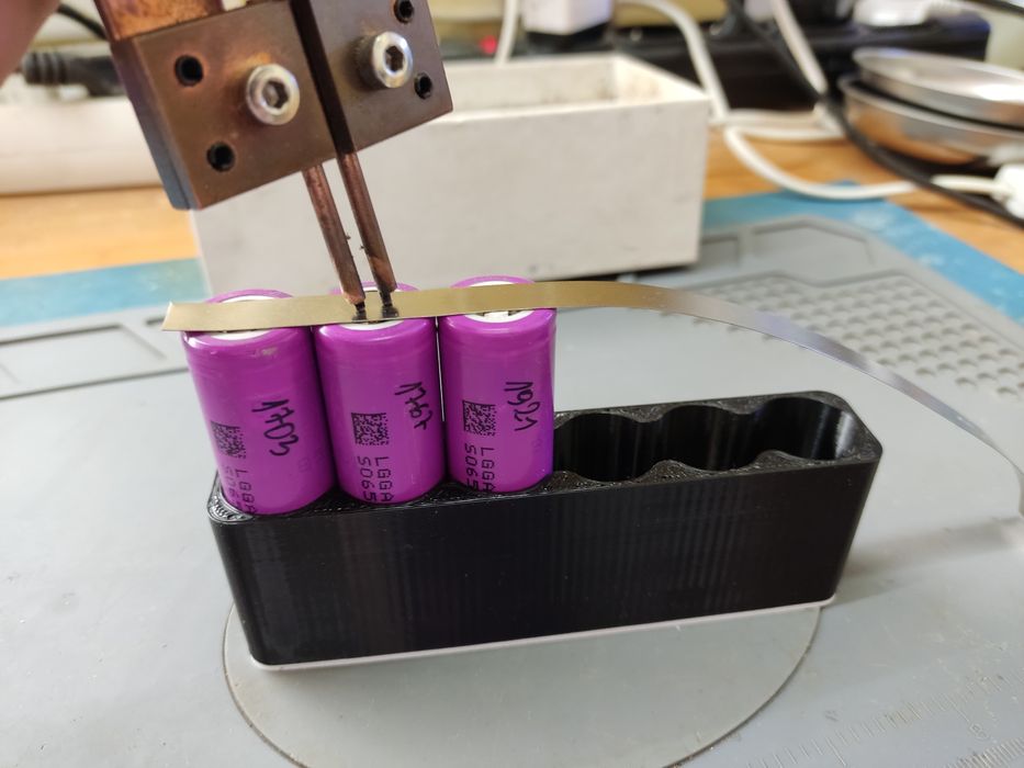 Mocowanie Przyrząd do zgrzewania zgrzewarka Ogniw 18650 / Li ION 3,7V