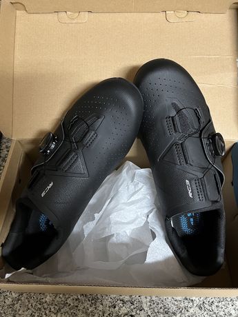 Sapatos ciclismo shimano rc3 novos