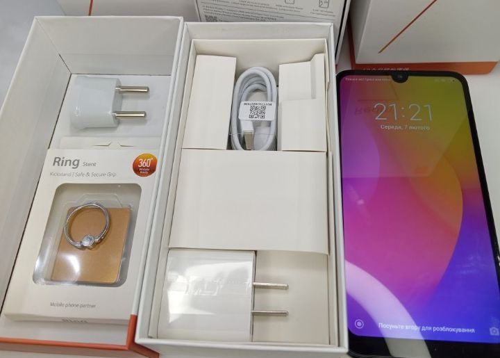 Смартфон Xiaomi Redmi 7 3/32gb Black Новий