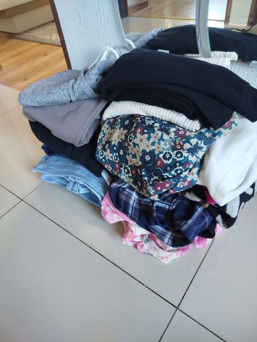 Paka ubrań s/m spodnie koszule