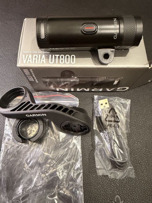 Lampka rowerowa Garmin Varia UT800