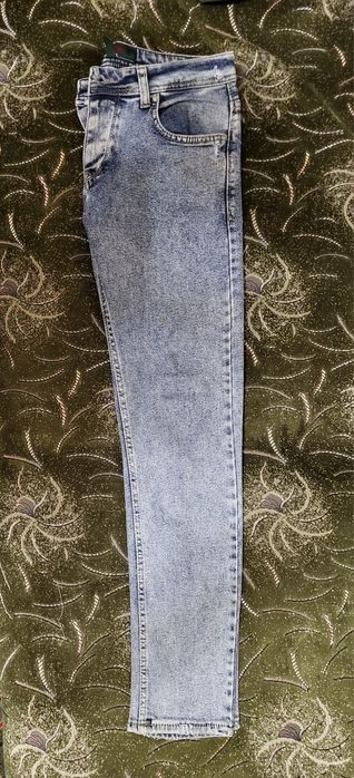 Чоловічі завужені джинси 31 розмір