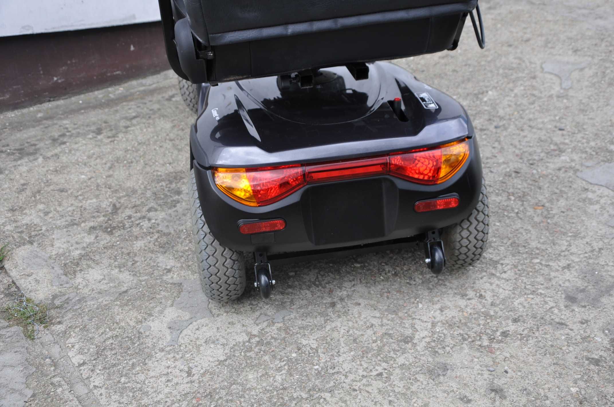 Invacare Comet 160 kg skuter inwalidzki elektryczny 15 km/h NOWE AKU