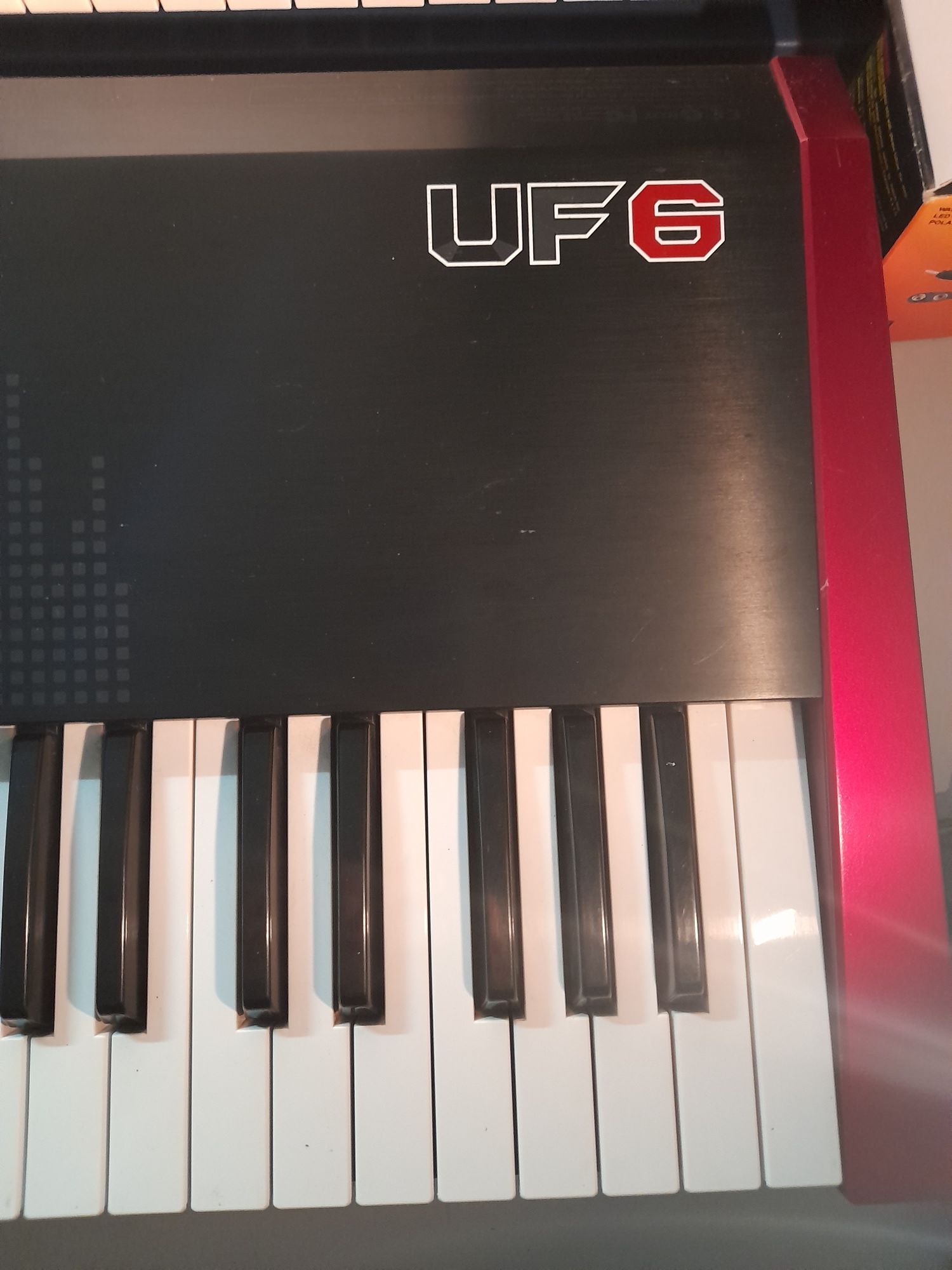 Teclado CME UF6  (Impecável)