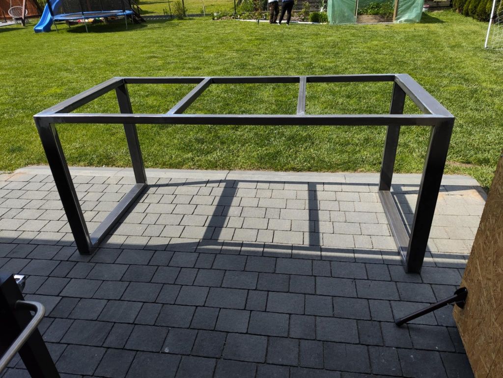 Stelaż metalowy pod stół