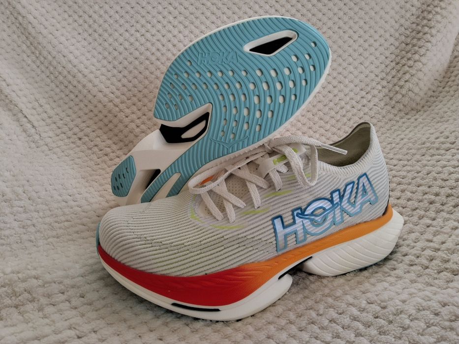 Hoka Cielo X1. Розмір 41. Устілка 26см до загину. Оригінал