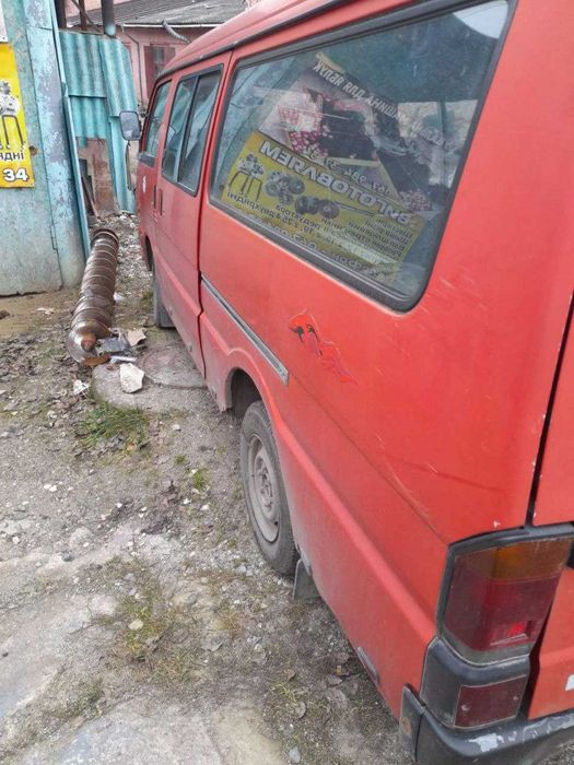 Mazda e 2000 e2200 на розборку на ходу